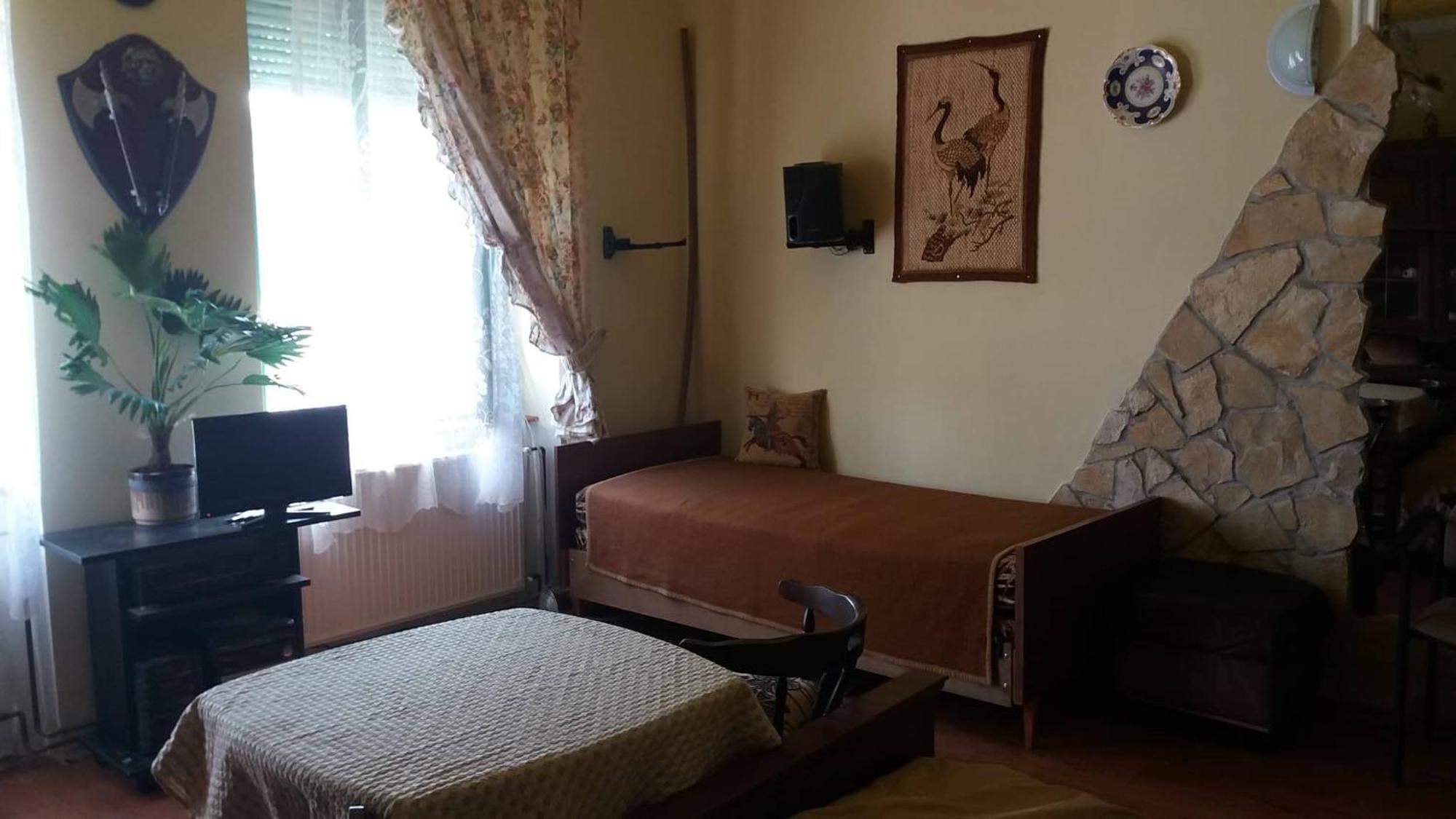 Nicolaj Vendeghaz Es Tanya Otel Dış mekan fotoğraf