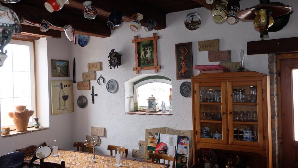 Nicolaj Vendeghaz Es Tanya Otel Dış mekan fotoğraf