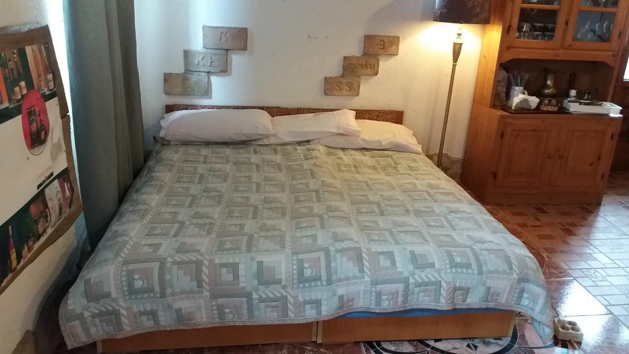 Nicolaj Vendeghaz Es Tanya Otel Dış mekan fotoğraf